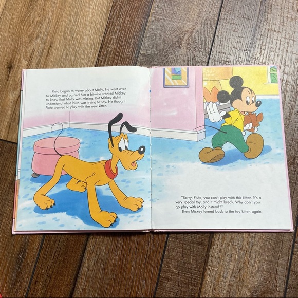 Disney Set of 3 Vintage Hardcover Books - Picture 8 of 14